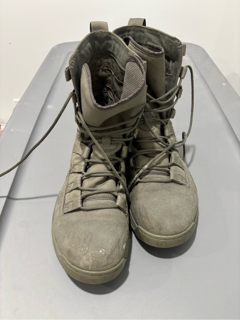 Nike Men's High-Top Military Style Boots - Olive Green